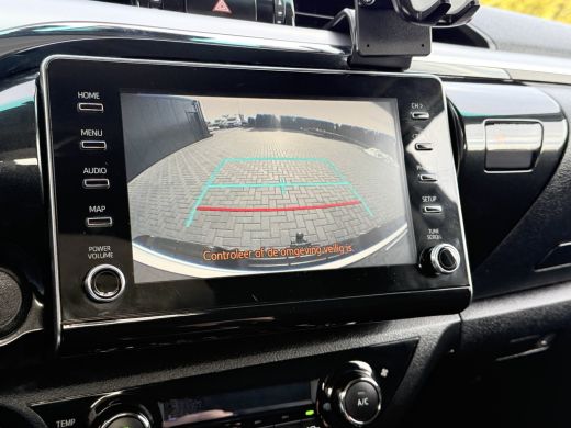 Toyota Hilux 2.4 D-4D AUTOMAAT / 4x4 / 1e EIG. / 3.500 KG AHG / CAMERA / TREKHAAK / ECC / CRUISE / CARPLAY ActivLease financial lease