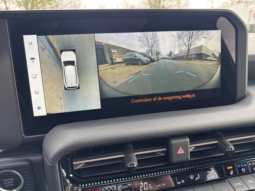 Toyota Land Cruiser 2.8 D-4D First Edition 5p | 06-10141018 Voor meer informatie ActivLease financial lease