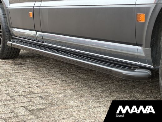 Volkswagen Crafter 2.0TDI 177PK L3H2 DC 11dkm! Nieuw model Automaat LED koplampen Sidesteps Camera Trekhaak ActivLease financial lease