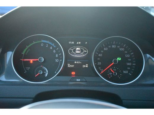 Volkswagen e-Golf 136PK E-DITION | NAVIGATIE | ADAPT. CRUISE | APP. CONNECT | CLIMATE CONTROL |  FULL LED | 16 INCH ActivLease financial lease