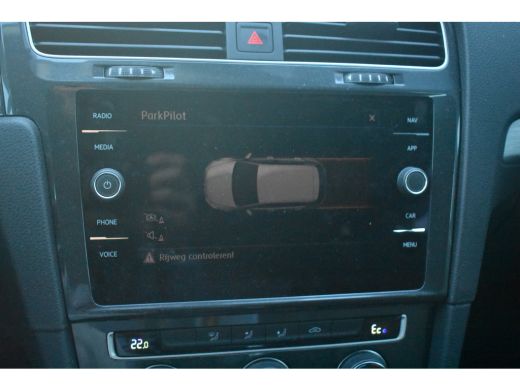 Volkswagen e-Golf 136PK E-DITION | NAVIGATIE | ADAPT. CRUISE | APP. CONNECT | CLIMATE CONTROL |  FULL LED | 16 INCH ActivLease financial lease