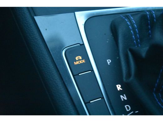 Volkswagen e-Golf 136PK E-DITION | NAVIGATIE | ADAPT. CRUISE | APP. CONNECT | CLIMATE CONTROL |  FULL LED | 16 INCH ActivLease financial lease