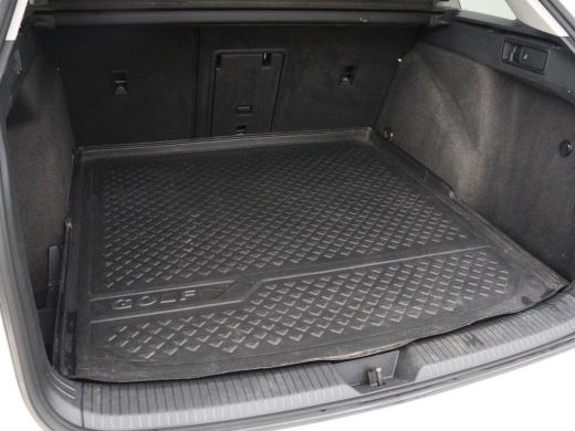 Volkswagen Golf Variant 1.0 TSI Life Business | Memory | Stoel & stuurverwarming | Adaptive Cruise | Camera | Car... ActivLease financial lease