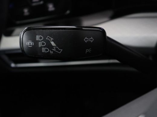 Volkswagen Golf Variant 1.0 TSI Life Business | Memory | Stoel & stuurverwarming | Adaptive Cruise | Camera | Car... ActivLease financial lease