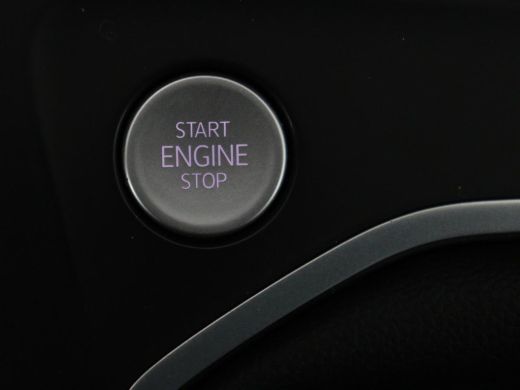 Volkswagen Golf Variant 1.0 TSI Life Business | Memory | Stoel & stuurverwarming | Adaptive Cruise | Camera | Car... ActivLease financial lease