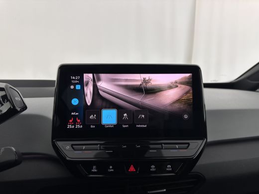Volkswagen ID.3 First Max 58 kWh [ 3-Fase-11kW ] {SOH-87%} (INCL-BTW) *HEATPUMP | PANO | HEAD-UP | ADAPTIVE-CRUIS... ActivLease financial lease