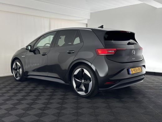 Volkswagen ID.3 First Max 58 kWh [ 3-Fase-11kW ] {SOH-87%} (INCL-BTW) *HEATPUMP | PANO | HEAD-UP | ADAPTIVE-CRUIS... ActivLease financial lease