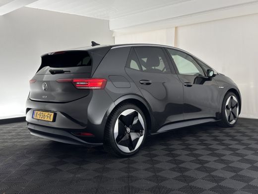 Volkswagen ID.3 First Max 58 kWh [ 3-Fase-11kW ] {SOH-87%} (INCL-BTW) *HEATPUMP | PANO | HEAD-UP | ADAPTIVE-CRUIS... ActivLease financial lease