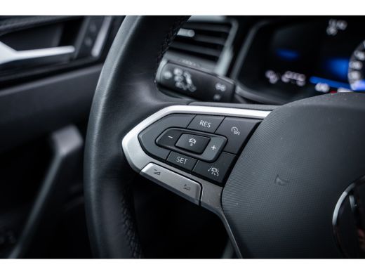 Volkswagen Polo 1.0 TSI Life Edition | Achteruitrijcamera | Airco (automatisch) | Extra getint glas ActivLease financial lease