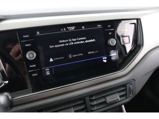 Volkswagen Polo 1.0 TSI R-Line Edition | Automaat! | 1e Eigenaar! | Dealer Onderhouden | Navi | Airco | Cruise Ad... ActivLease financial lease