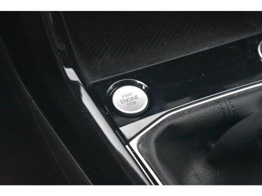 Volkswagen T-Cross 1.0 TSI 95PK Life Edition | ADAPT. CRUISE | APP. CONNECT | CLIMATE CONTROL | FULL LED | DAB+ ActivLease financial lease