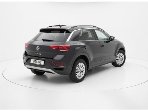 Volkswagen T-Roc TSI 115PK LIFE NAVI/PDC/CARPLAY FABRIEKS GARANTIE ActivLease financial lease