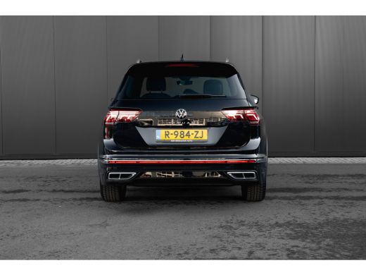 Volkswagen Tiguan 1.5 TSI R-Line Business+ | Camera | Trekhaak | Stoel/Stuurverwarming | ActivLease financial lease