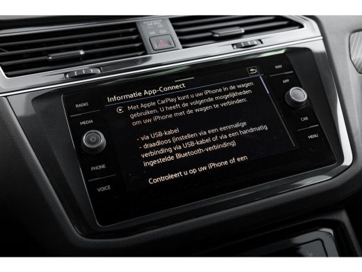 Volkswagen Tiguan 1.5 TSI R-Line Business+ | Camera | Trekhaak | Stoel/Stuurverwarming | ActivLease financial lease