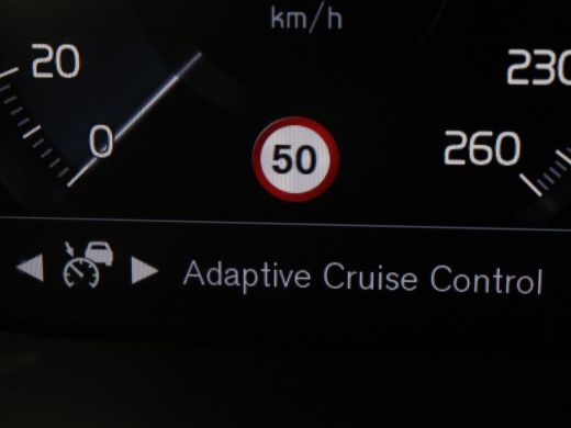 Volvo  V60 2.0 T6 Recharge AWD Business Pro | Trekhaak | 360 Camera | Adaptive Cruise | Navigatie | Carplay ... ActivLease financial lease