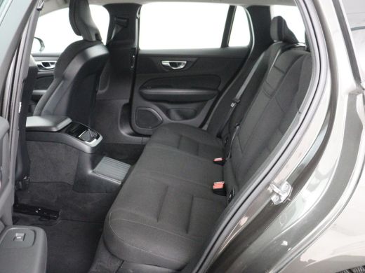 Volvo  V60 2.0 T6 Recharge AWD Business Pro | Trekhaak | 360 Camera | Adaptive Cruise | Navigatie | Carplay ... ActivLease financial lease