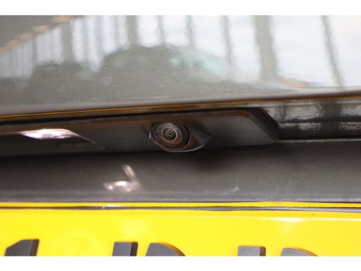 Volvo  V60 T6 350PK R-design Long Range | 360&ordm; | Getint Glas | Pilot Assist | Memory | Blis | 19'' ActivLease financial lease