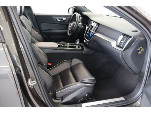 Volvo  V60 T6 350PK R-design Long Range | 360&ordm; | Getint Glas | Pilot Assist | Memory | Blis | 19'' ActivLease financial lease