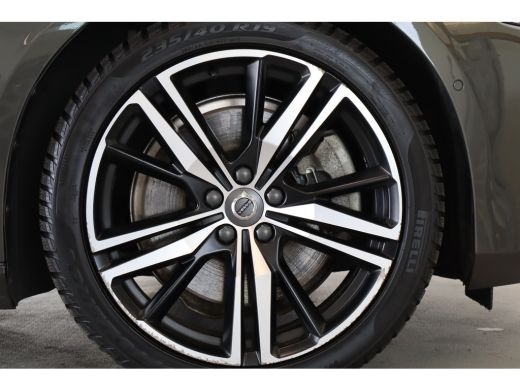 Volvo  V60 T6 350PK R-design Long Range | 360&ordm; | Getint Glas | Pilot Assist | Memory | Blis | 19'' ActivLease financial lease