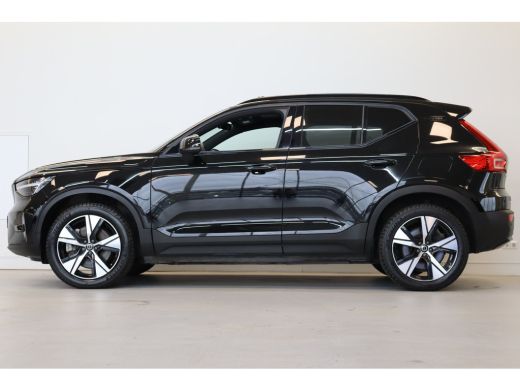 Volvo  XC40 231PK Ultimate Dark | Panoramadak | Trekhaak | 360 | Memory | HK Audio ActivLease financial lease