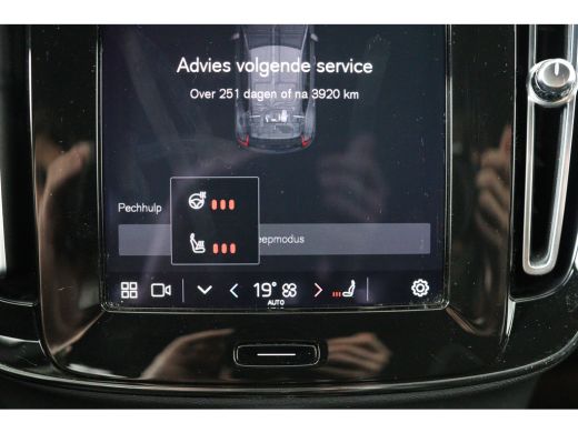 Volvo  XC40 Recharge P8 AWD R-Design | LED | Stoel/Stuurverwarming | Navi | Cruise Adaptive | LED | Camera | ... ActivLease financial lease