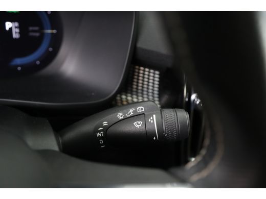 Volvo  XC40 Recharge P8 AWD R-Design | LED | Stoel/Stuurverwarming | Navi | Cruise Adaptive | LED | Camera | ... ActivLease financial lease