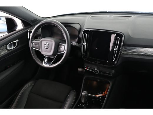 Volvo  XC40 Recharge P8 AWD R-Design | LED | Stoel/Stuurverwarming | Navi | Cruise Adaptive | LED | Camera | ... ActivLease financial lease