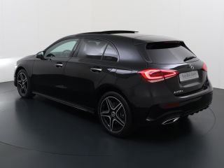 Mercedes-Benz A-Klasse 250e AMG // Panorama dak // Sfeerverlichting // Memory // MultiBeam LED // Advanced Audio // Keyl...