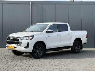 Toyota Hilux 2.4 D-4D AUTOMAAT / 4x4 / 1e EIG. / 3.500 KG AHG / CAMERA / TREKHAAK / ECC / CRUISE / CARPLAY