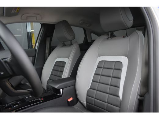 Citroën C4 1.2 Hybrid 145pk Collection DEMO-DEAL! 8 Jaar Garantie! | Stoelverwarming | Navigatie | Climate C... ActivLease financial lease