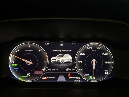 CUPRA Leon e-HYBRID 204PK DSG BUSINESS SPORT CARPLAY/KEYLESS/STUURVERW. ActivLease financial lease