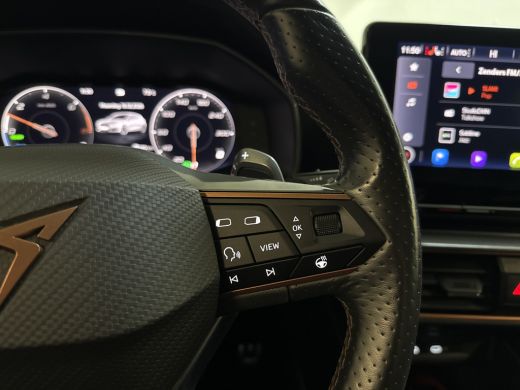 CUPRA Leon e-HYBRID 204PK DSG BUSINESS SPORT CARPLAY/KEYLESS/STUURVERW. ActivLease financial lease