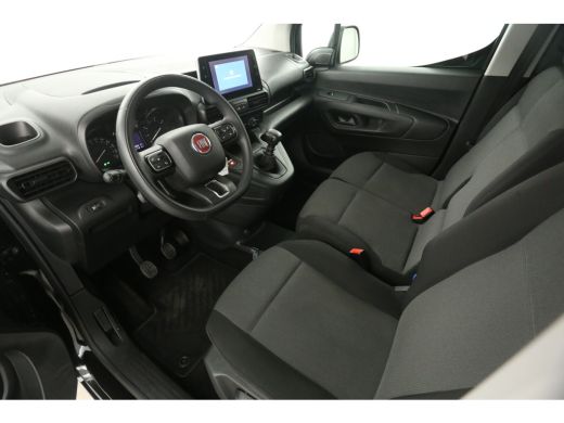 Fiat Dobl&ograve; 1.5 BlueHDi | 102PK | 3 Zits | Airco | Cruise | Camera | Carplay | Trekhaak | Navi ActivLease financial lease