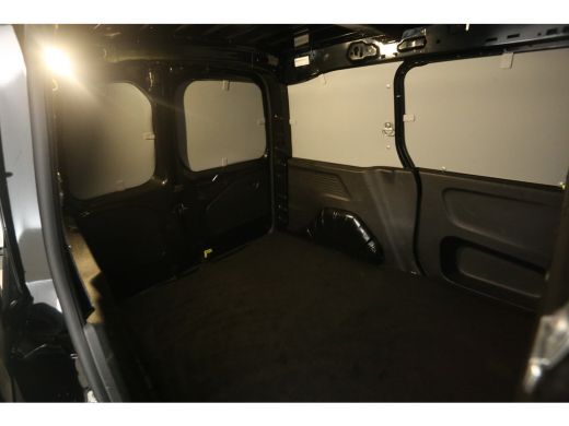 Fiat Dobl&ograve; 1.5 BlueHDi | 102PK | 3 Zits | Airco | Cruise | Camera | Carplay | Trekhaak | Navi ActivLease financial lease