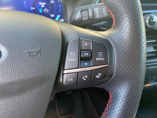 Ford Kuga 2.5 PHEV ST-Line | NL auto ! | Lage km stand ! | Airco | 360 Camera | Adaptieve Cruise | Keyless ... ActivLease financial lease