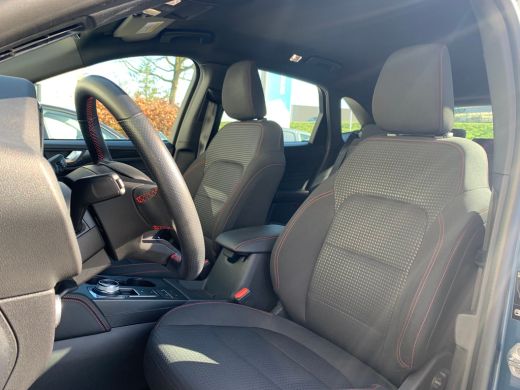 Ford Kuga 2.5 PHEV ST-Line | NL auto ! | Lage km stand ! | Airco | 360 Camera | Adaptieve Cruise | Keyless ... ActivLease financial lease