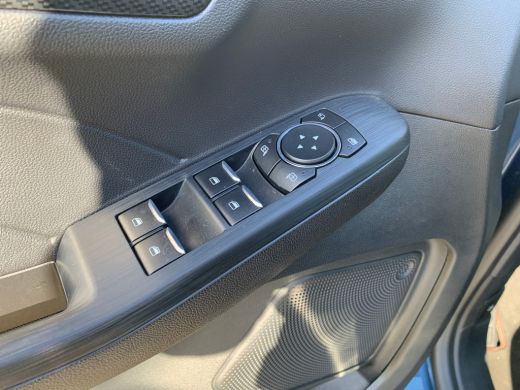 Ford Kuga 2.5 PHEV ST-Line | NL auto ! | Lage km stand ! | Airco | 360 Camera | Adaptieve Cruise | Keyless ... ActivLease financial lease