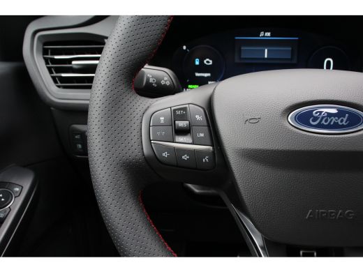 Ford Kuga 2.5 PHEV ST-Line X | UNIEK! | 22'' LMV | BI TONE | MAXTON DESIGN | PANO DAK | ELEKTR TREKHAAK | M... ActivLease financial lease