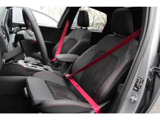 Ford Kuga 2.5 PHEV ST-Line X | UNIEK! | 22'' LMV | BI TONE | MAXTON DESIGN | PANO DAK | ELEKTR TREKHAAK | M... ActivLease financial lease