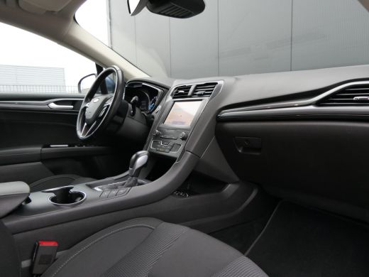Ford Mondeo Wagon 2.0 IVCT HEV Titanium | Camera | Privacy Glass | Navigatie | Cruise Control | Stoelverwarmi... ActivLease financial lease