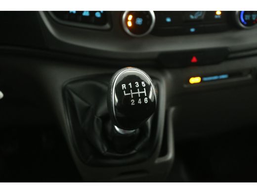 Ford Transit Custom 2.0 TDCI L2H1 | Airco | Cruise | 3 Zits | Parkeersens. | Trekh. | Achterklep ActivLease financial lease
