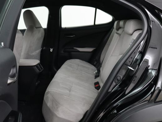 Lexus UX 300e 54 kWh | Alcantara | Adaptive cruise | Carplay | Full LED | Elektrische stoelen | Climate co... ActivLease financial lease