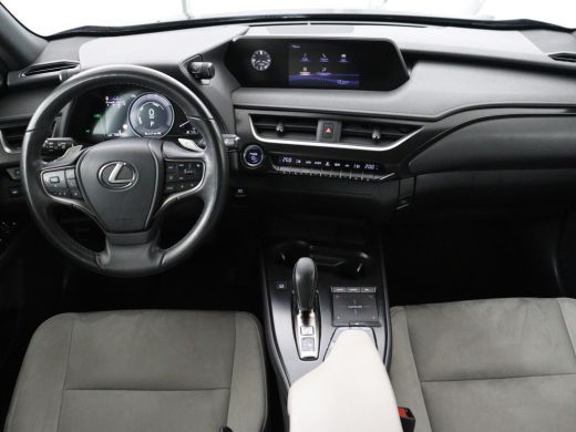 Lexus UX 300e 54 kWh | Alcantara | Adaptive cruise | Carplay | Full LED | Elektrische stoelen | Climate co... ActivLease financial lease