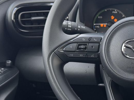 Mazda 2 Hybrid Hybrid 1.5 Prime-line | Private lease vanaf &euro;359,- | Climate control | Achteruitrijcamera | Adapt... ActivLease financial lease