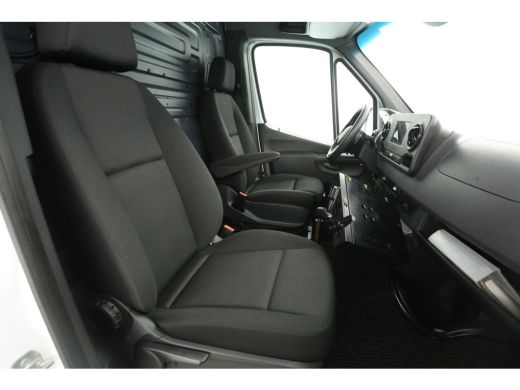 Mercedes-Benz Sprinter 314 2.2 CDI 143PK L1H2 | Aut. | Airco | Cruise | Camera | Carplay | Navi | Parkeersens. ActivLease financial lease