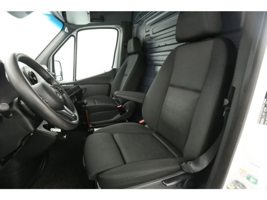 Mercedes-Benz Sprinter 314 2.2 CDI 143PK L1H2 | Aut. | Airco | Cruise | Camera | Carplay | Navi | Parkeersens. ActivLease financial lease