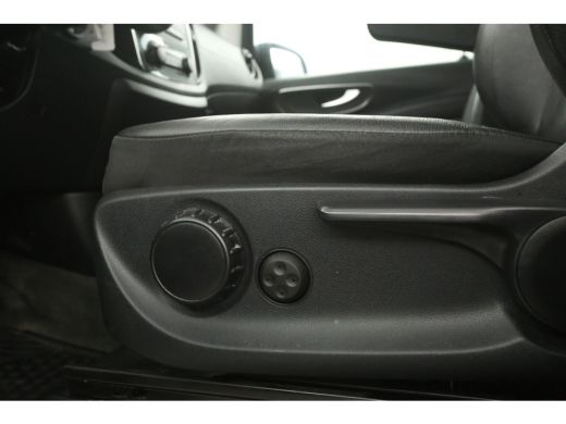 Mercedes-Benz Vito 114 CDI Lang | Aut. | Airco | Adap. Cruise | Camera | 3 Zits | Trekhaak | Carplay | Navi ActivLease financial lease