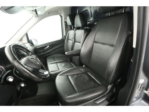 Mercedes-Benz Vito 114 CDI Lang | Aut. | Airco | Adap. Cruise | Camera | 3 Zits | Trekhaak | Carplay | Navi ActivLease financial lease
