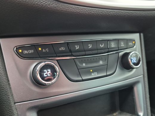 Opel Astra Sports Tourer 1.0 Turbo 120 Jaar Edition Parkeersensoren | Climate control | Full map Navigatie |... ActivLease financial lease
