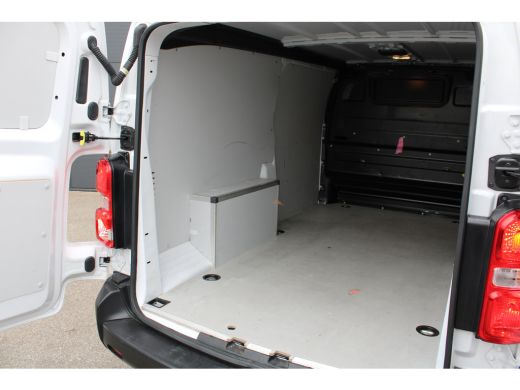 Opel Vivaro 2.0 HDI 180pk EAT8 L3 | Automaat | Navigatie | 3-Zits | Long | Climate control | Stuurverwarming ... ActivLease financial lease